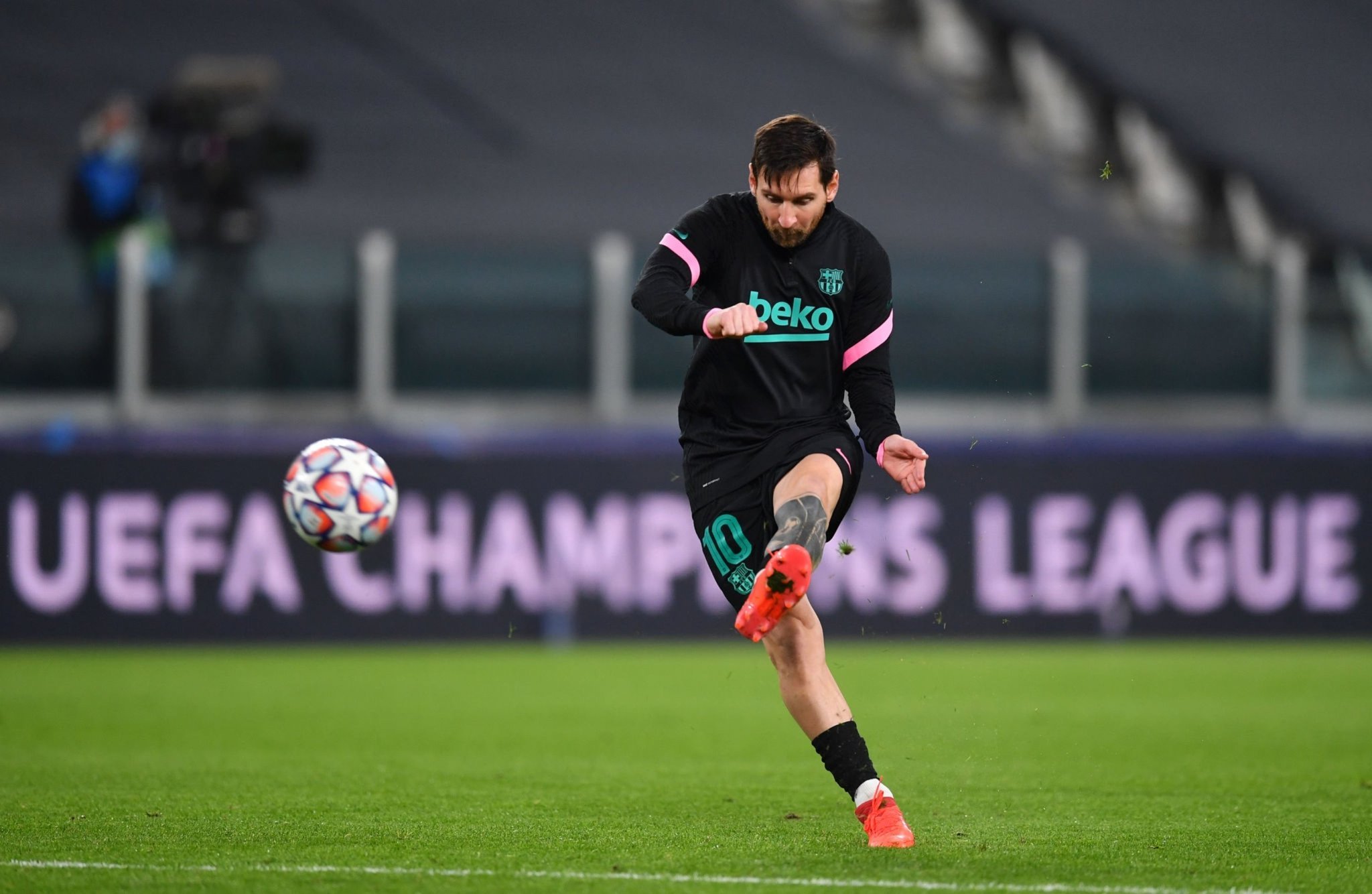 的中场厚度 的中场厚度