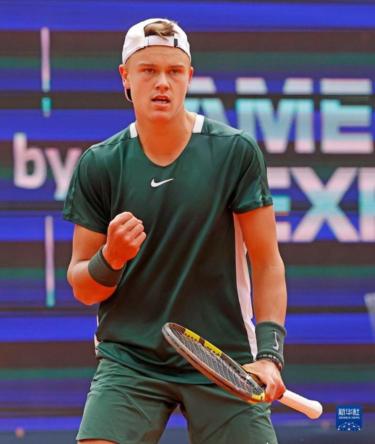 表现和调整 表现和调整