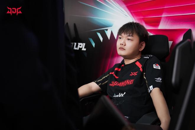 们讨论的焦 们讨论的焦